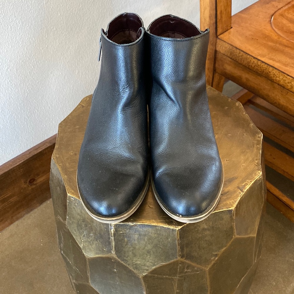 Kensie low boots
